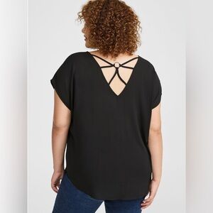 TORRID GEORGETTE STRAPPY BACK DOLMAN SHORT SLEEVE BLOUSE NEW